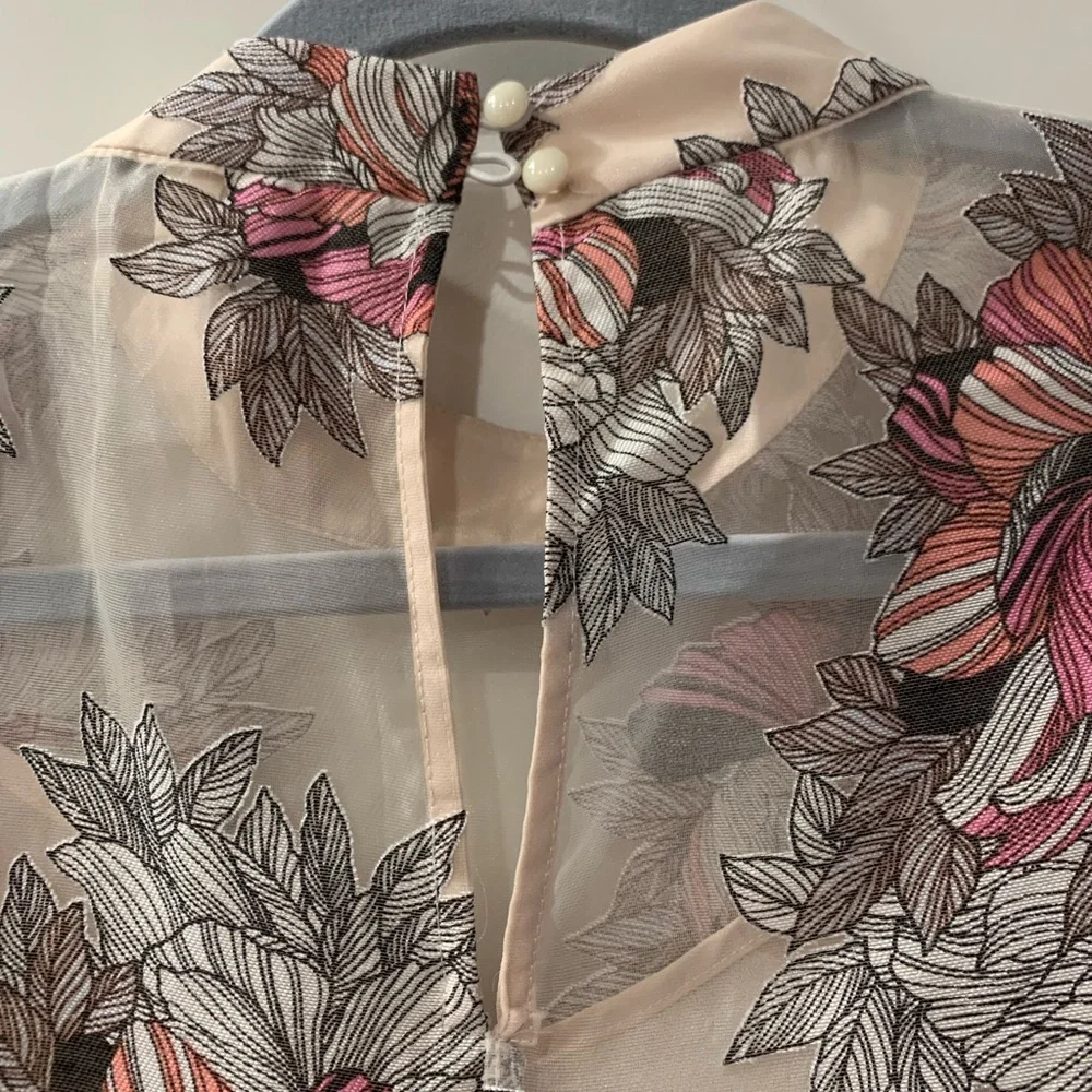 Anthropologie Moulinette Sœurs Floral Sheer Peplum Sleeveless Blouse Top 2 - Picture 3 of 7